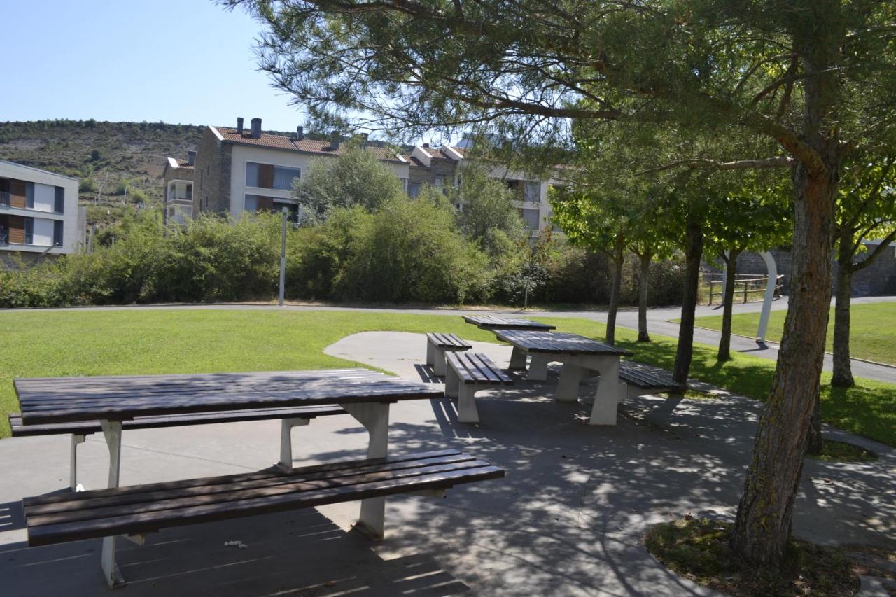 Apartamento Las Margas Golf Pirineo Aragones Sabinanigo Luaran gambar