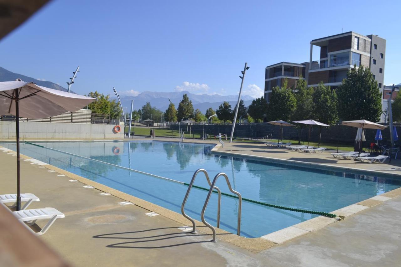 Apartamento Las Margas Golf Pirineo Aragones Sabinanigo Luaran gambar