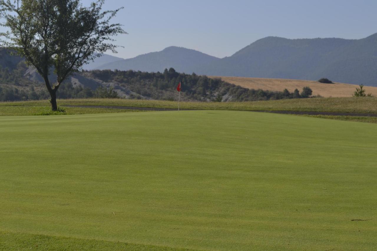 Apartamento Las Margas Golf Pirineo Aragones Sabinanigo Luaran gambar